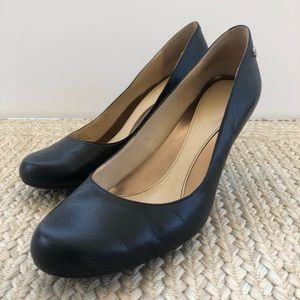 Calvin Klein Navy Pumps
